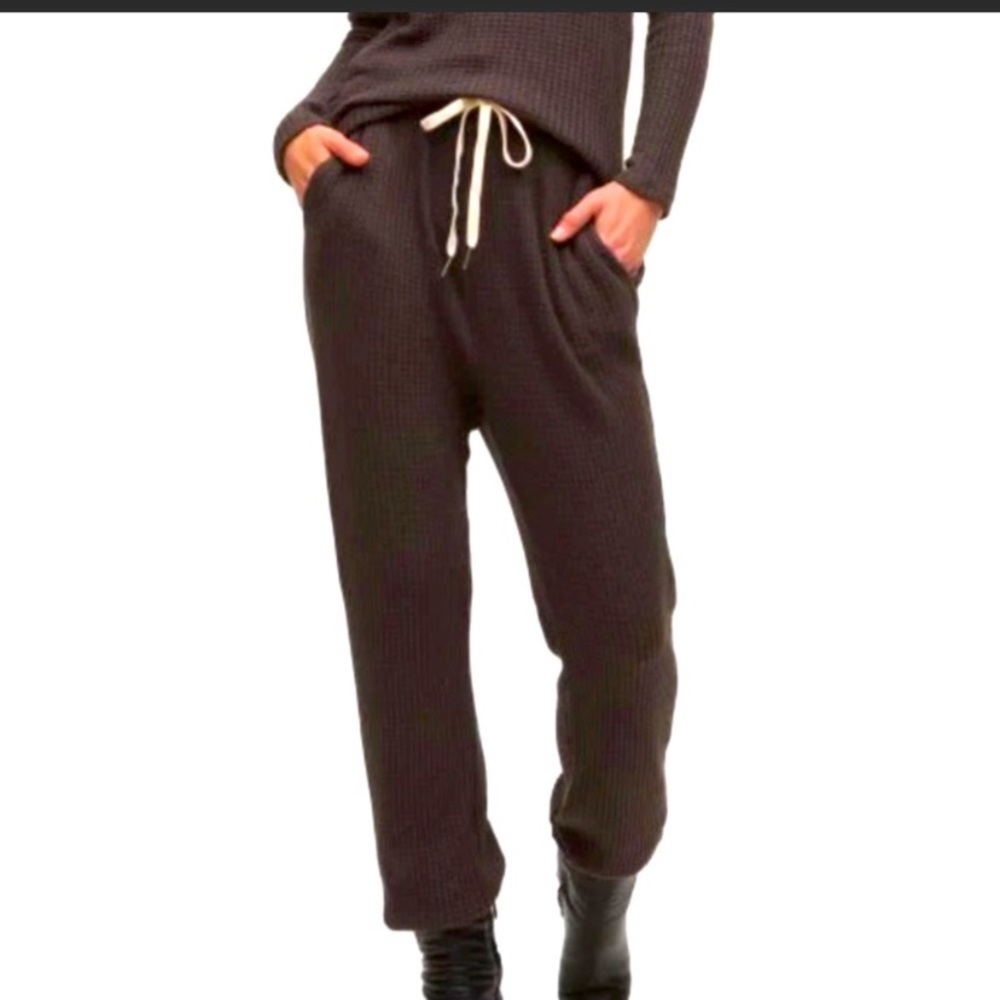 N:philanthropy waffle knit joggers in chocolate L nwt!